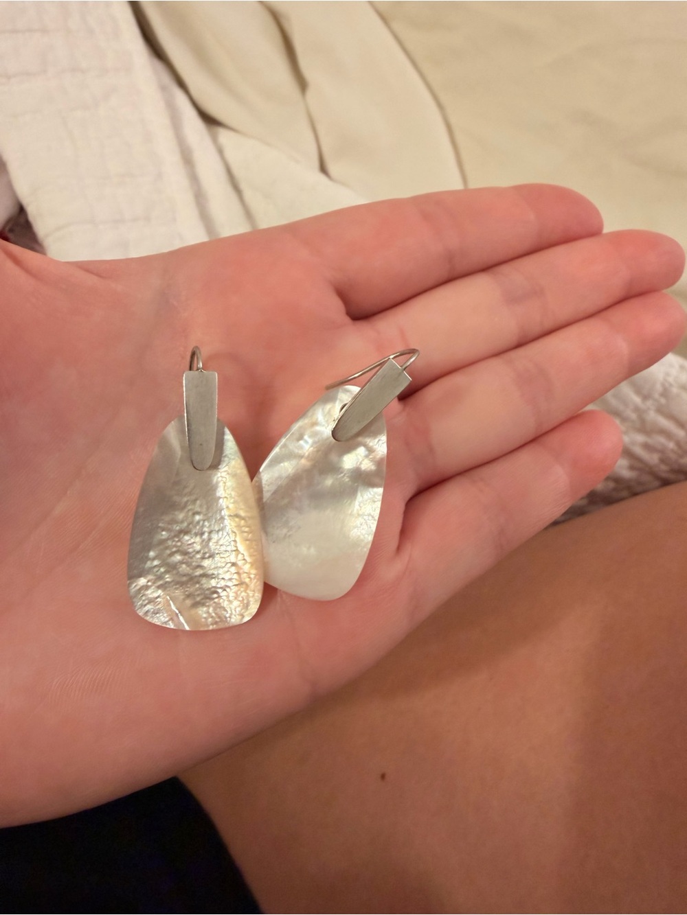 Kendra Scott Pearl Silver Earrings